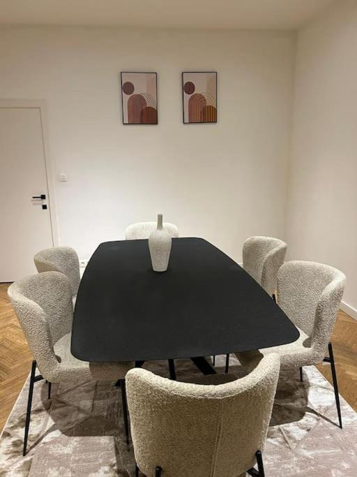 Bruxelles Centre - Ixelles - Avenue Louise - Chic Appart المظهر الخارجي الصورة