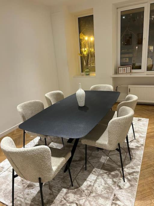Bruxelles Centre - Ixelles - Avenue Louise - Chic Appart المظهر الخارجي الصورة