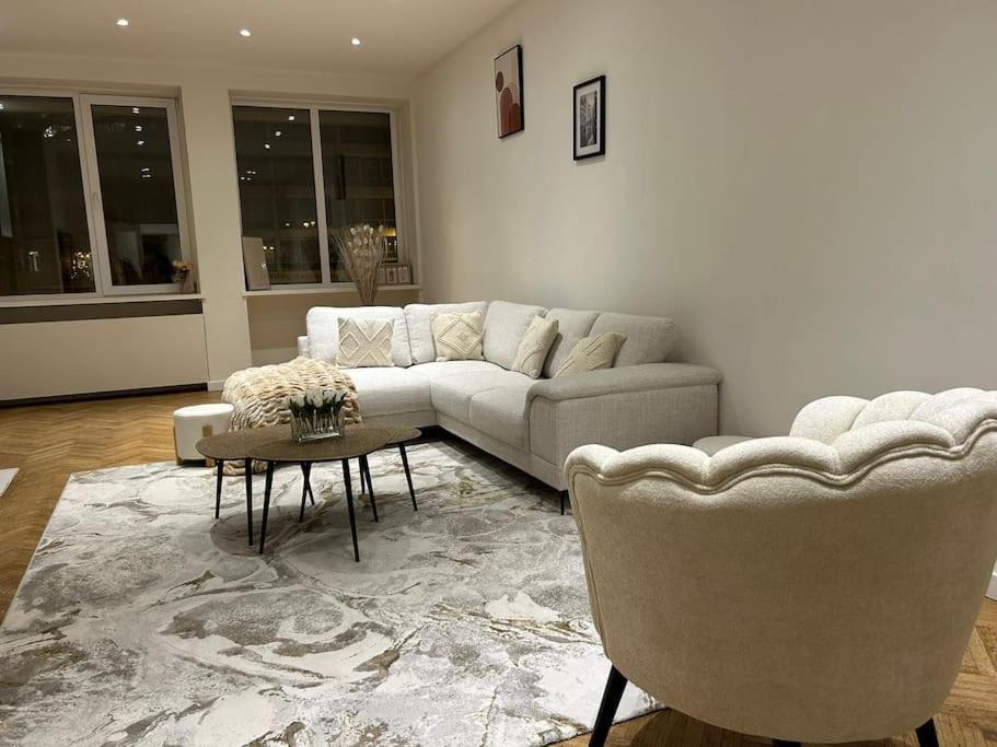 Bruxelles Centre - Ixelles - Avenue Louise - Chic Appart المظهر الخارجي الصورة